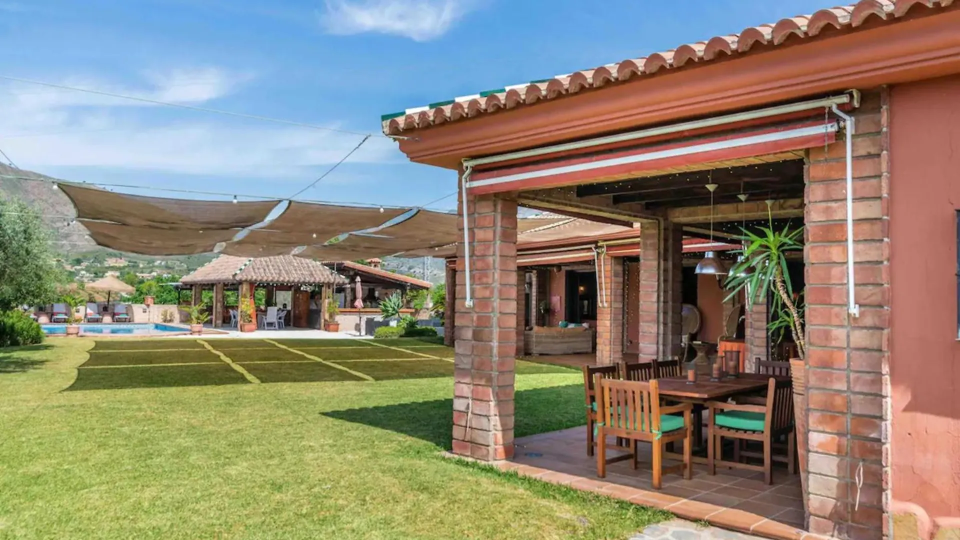 Relajante Y Encantadora Villa Entrearroyo Mijas