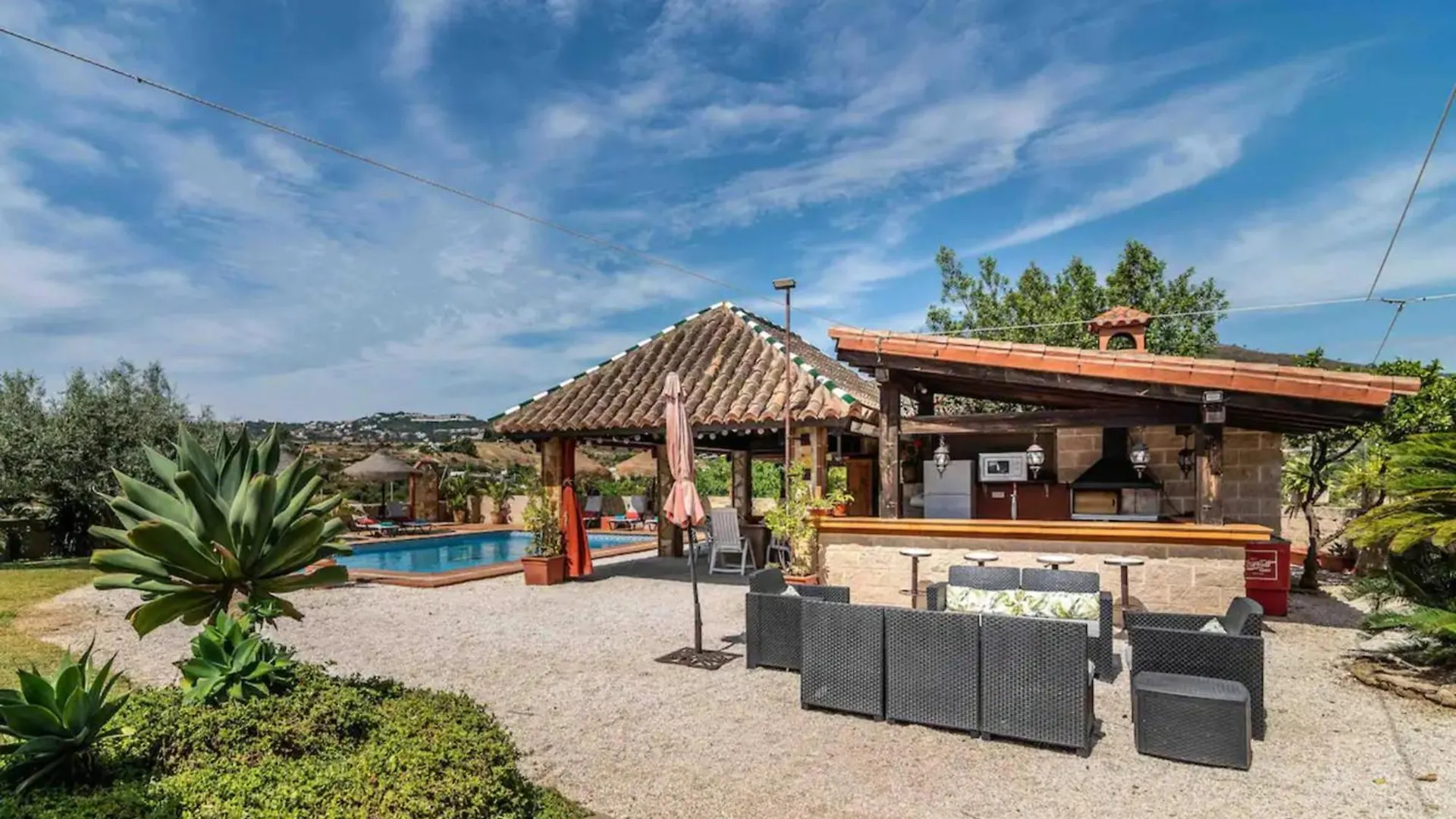 Relajante Y Encantadora Villa Entrearroyo Mijas